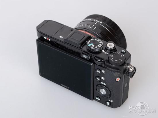 索尼黑卡RX1RII便携相机评测