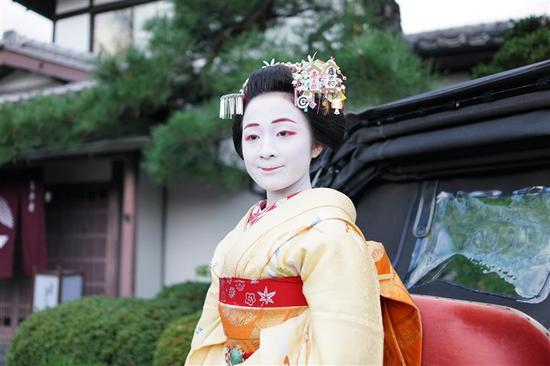 索尼RX1RII\/徕卡Q相机对比