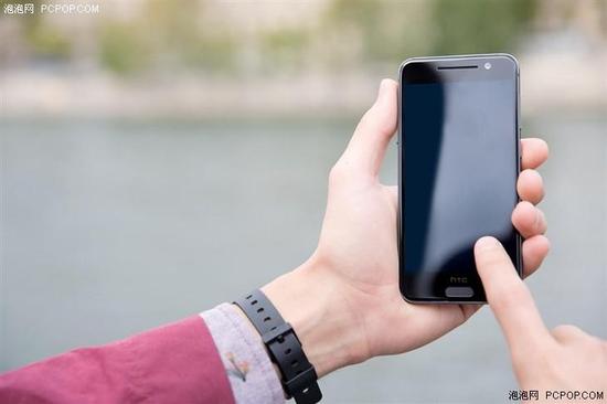 有6s的影子 HTC One A9推出玫瑰金版 有6s的影子 HTC One A9推出玫瑰金版1