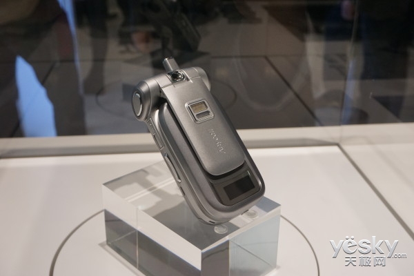 MWC怀旧盛典 三星当年经典手机亮相|三星|智