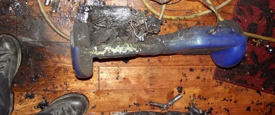 吓尿了!别耍酷 电动滑板车存安全隐患