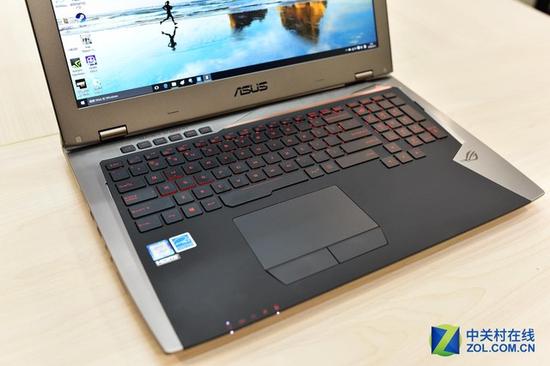 旗舰配置对决 ROG水冷游戏本大战台式机|游戏