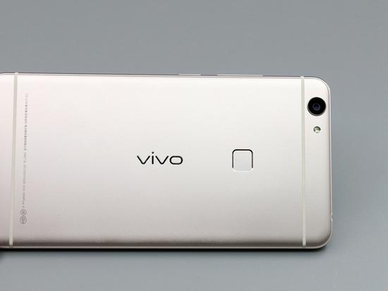���ʲ��Ӽ� vivo X6S PlusԶ��������