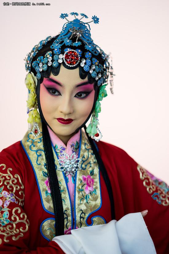 人像镜头大师 索尼FE 85mm F1.4 GM评测|配件