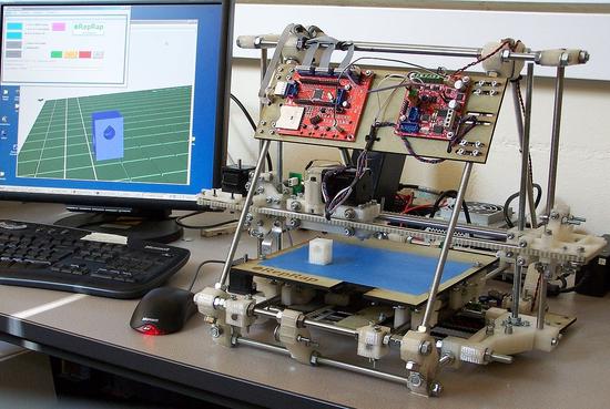 1280px-RepRap_v2_Mendel