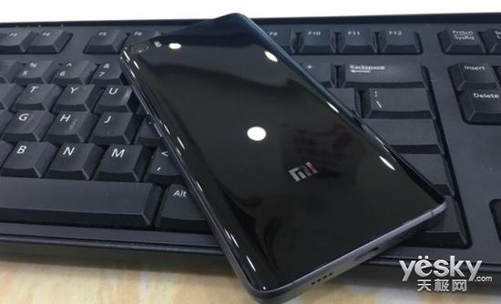 �մɺ��ʵ������ С��5���������������̻�