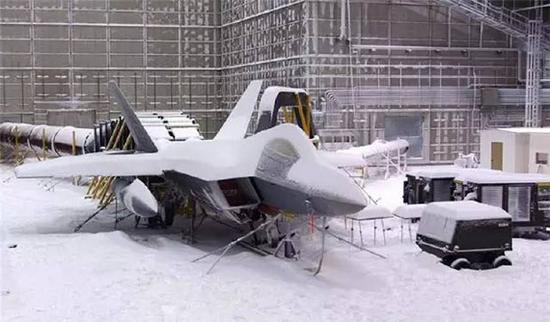 全球最大“冰箱”曝光 美國F-22在此受測驗 