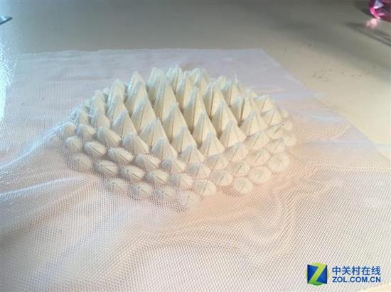 3D打印鸡皮疙瘩夹克 可以预测人的情绪