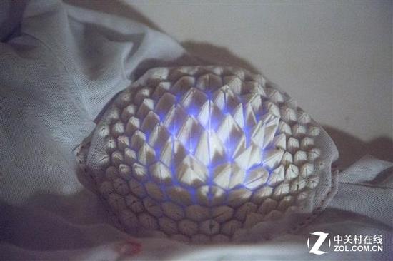3D打印鸡皮疙瘩夹克 可以预测人的情绪