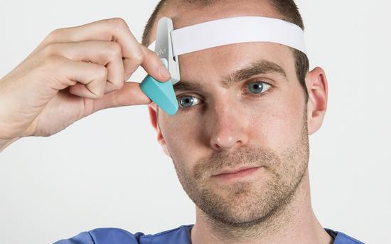 3052529-slide-s-1-method-wearable