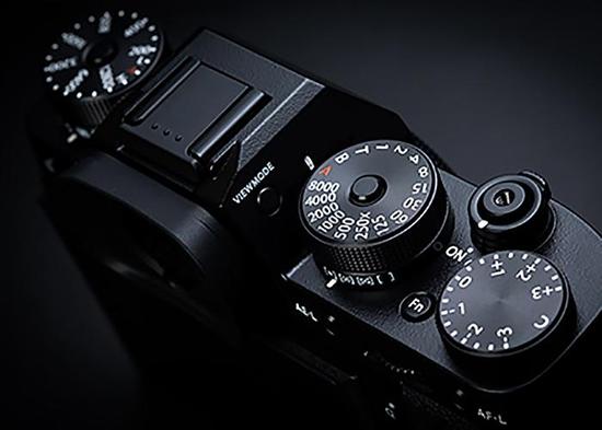 谁才是微单速度王? 富士X-T2对比索尼A6300相