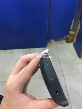 快递牌手机谁会买? 疑顺丰三防手机曝光