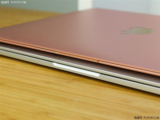 小米笔记本Air 12对比苹果MacBook 差一部iPh