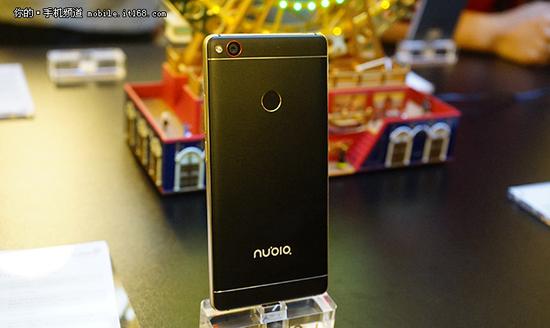 海外售599欧 nubia Z11黑金版柏林发布