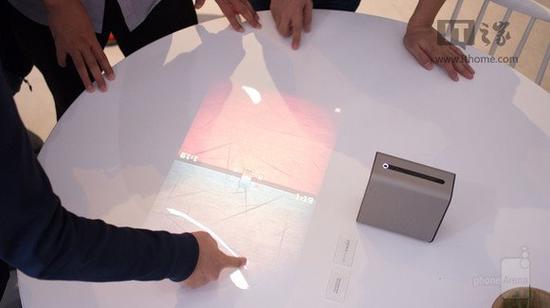 索尼展示安卓概念投影仪：可直接触控影像