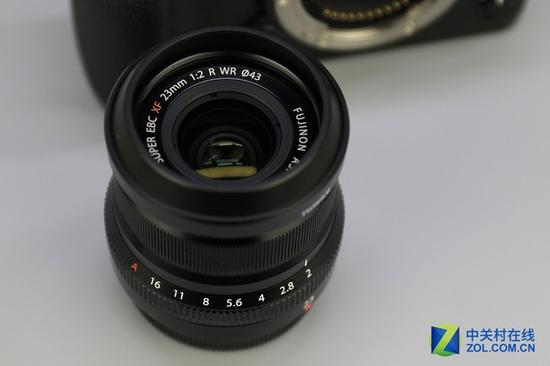 富士的新款23mm F2镜头,是富士XF系列镜头中等效35mm镜头的又一新作
