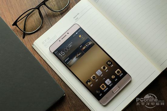 金立M6摩卡金版评测:高颜值安全手机-新华网广