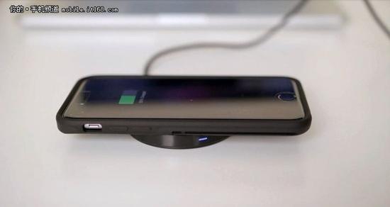 干掉Home键 iPhone 8或将支持快充