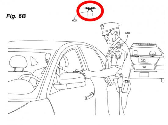 亚马逊微型无人机专利曝光，小到可以停驻在警察肩章上