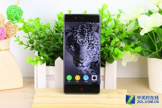 延展视觉 首款无边框手机nubia Z9首测