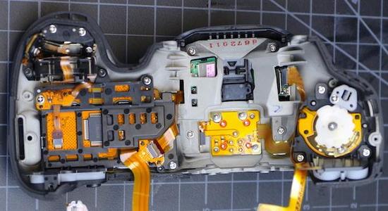 佳能5D4拆解:其实本来还可以更小更轻|佳能|全