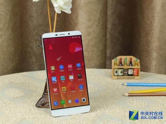 "极限"不仅是配置 乐视超级手机Max评测