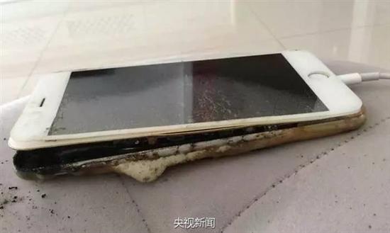 正常充电时发生爆炸