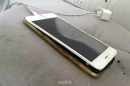 正常充电时发生爆炸