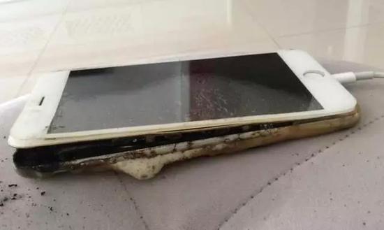 苹果回应手机自燃:明显是受外部物理损坏导致