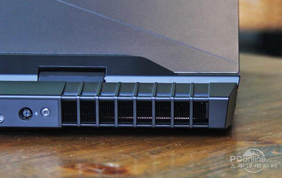 性能遇上光污染:新外星人17诠释什么叫玩灯鼻