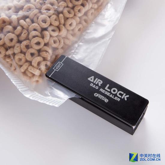 　瞬间即可完成封口的任务