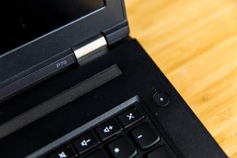 移动工作站:正统强大ThinkPadP70移动工作站评测 接口:丰富而全能 分布合理的三面接口