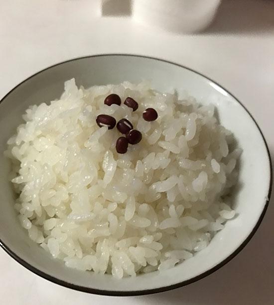 微波炉蒸好的米饭