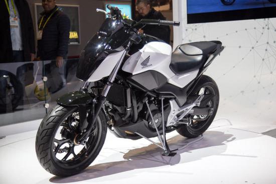 爱因斯坦竟复活!扒一扒CES上的那些奇葩好货