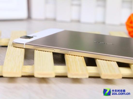 全球最薄手机——4.75mm的vivo X5 Max