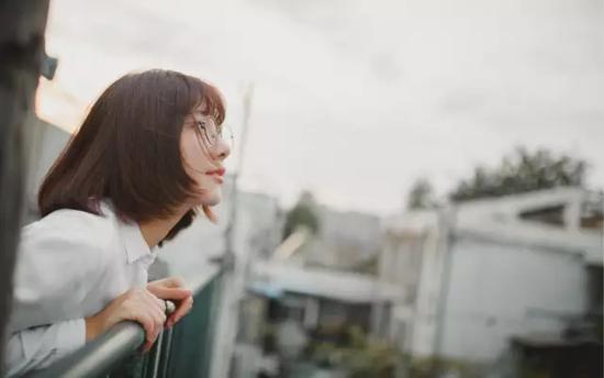 教你如何做侧颜女神