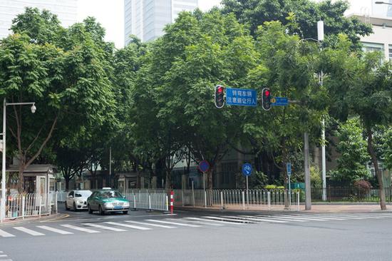 光圈:F4 快门:1/256 sec ISO:200(点击查看原图)