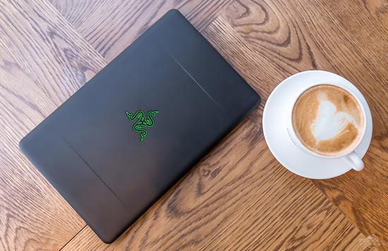 雷蛇Razer Blade Stealth(i7/256GB/2K屏)