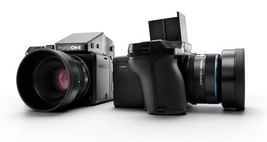 (搭载一亿像素中画幅传感器的 PHASEONE XF 100MP)
