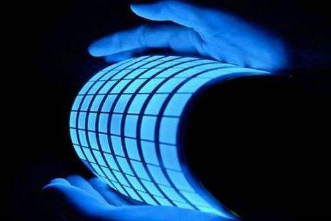 一块OLED屏幕引发的赌局与暗战(2)_头条新闻