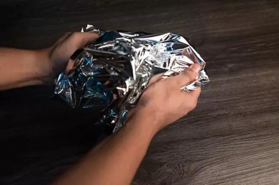 在家DIY一个超绚丽散景墙