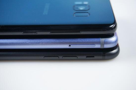 从上到下依次是三星Galaxy S8、华为P10 Plus、iPhone 7 Plus