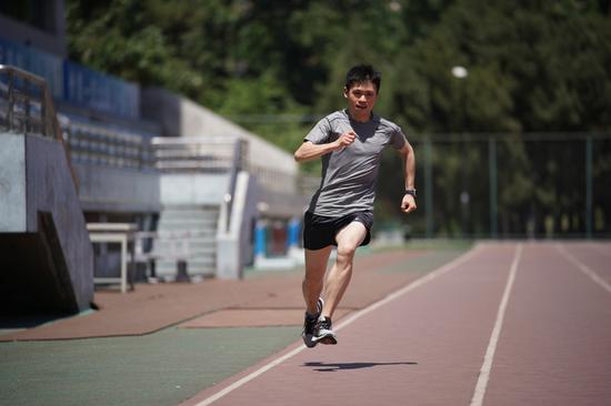 三强争霸 索尼A9\/1DX2\/D5运动拍摄对比测试(