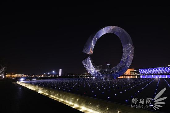 简单四步 带你玩转黑金城市