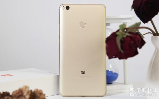 小米Max 2背部 小米Max 2背部