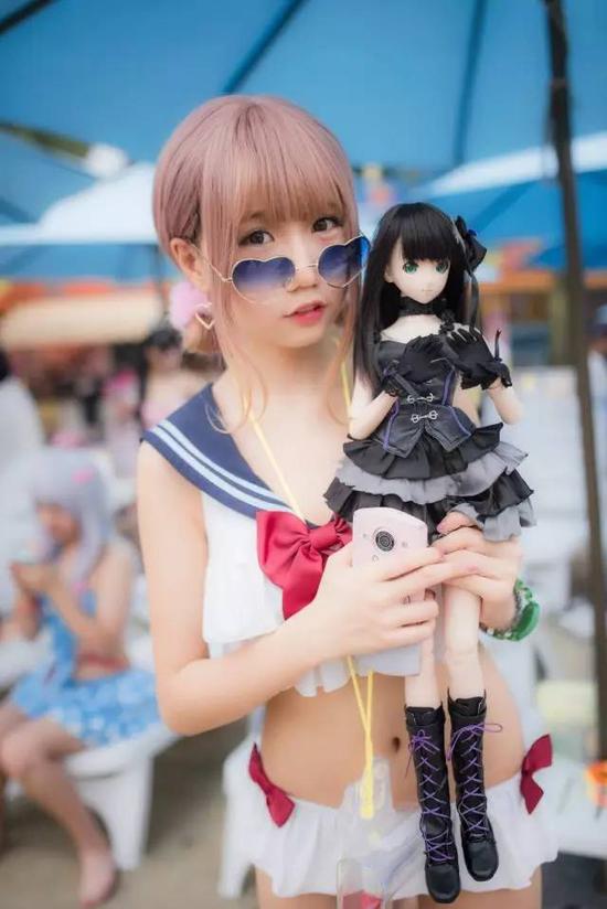 漫展图片:不会人像后期?那如何撩漫展上的美少女