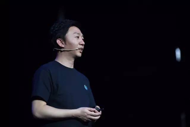出门问问李志飞:羡慕归羡慕我们和今日头条不一样 ▲李志飞直言,他属于较早一批在美国谷歌本部工作,然后回国创业的科学家之一,而这种背景的创业者,在当时非常稀缺。