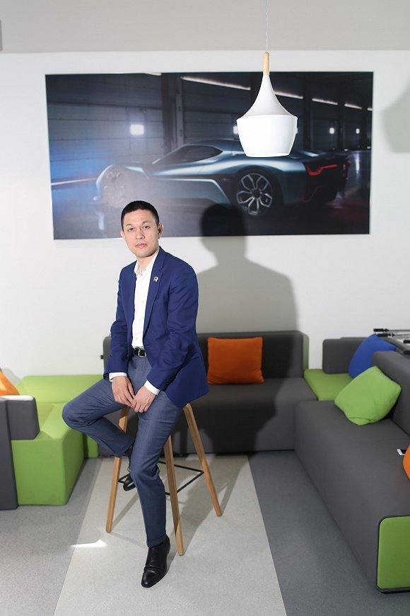 马化腾、刘强东等为何看好造车新手蔚来?|李斌