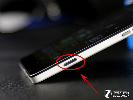 Microsoft Lumia 950 XL拍照键