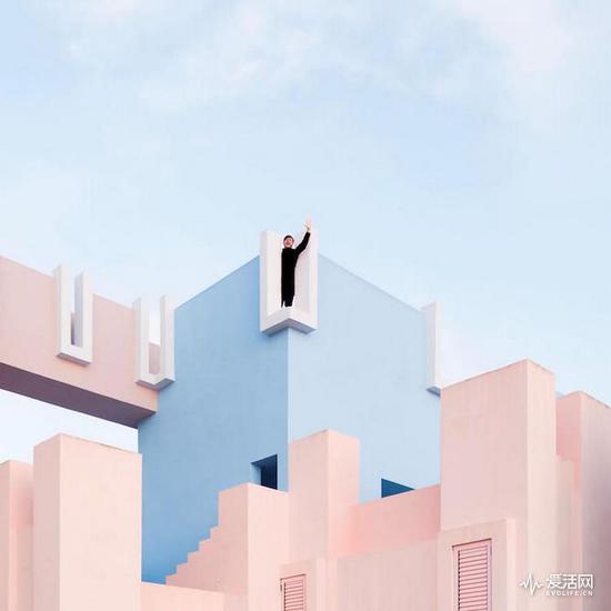 （Muralla Roja, Spain）